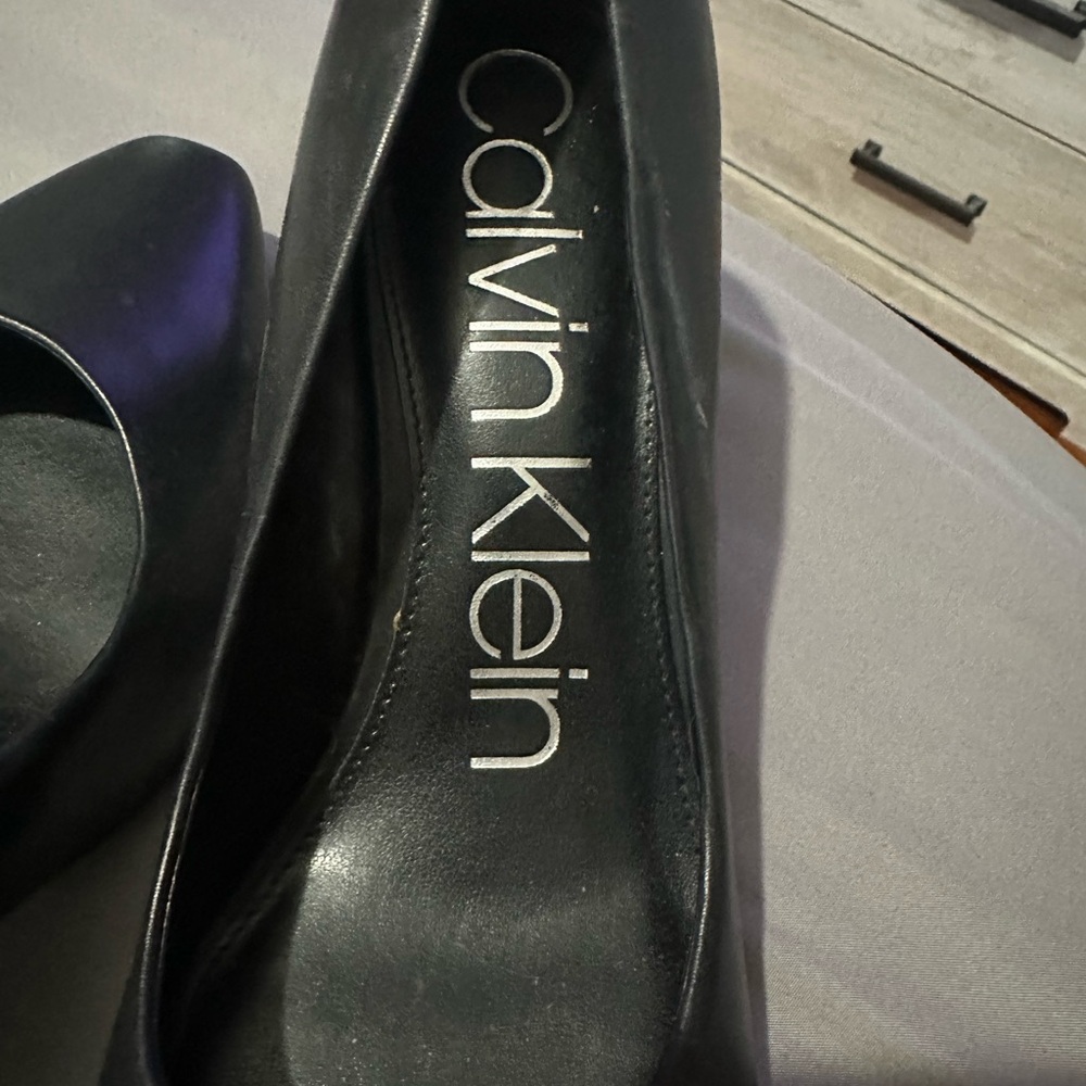 Calvin Klein Women's Black Flats